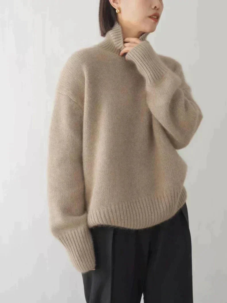 Lynn Women's Wool Turtleneck Sweater