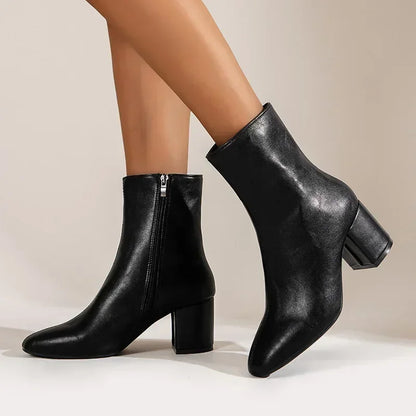 Women's Block Heel Zip Ankle Boots — Black