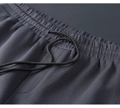 Reynold Men's Tracksuit – Premium Zipped Set with Slim Pants and Breathable Fabric